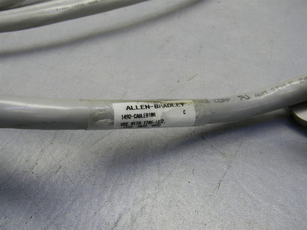 Allen-Bradley 1492-CABLE010H Computer Network Cable