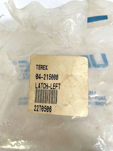 TEREX DOOR LATCH, LEFT 04-215008