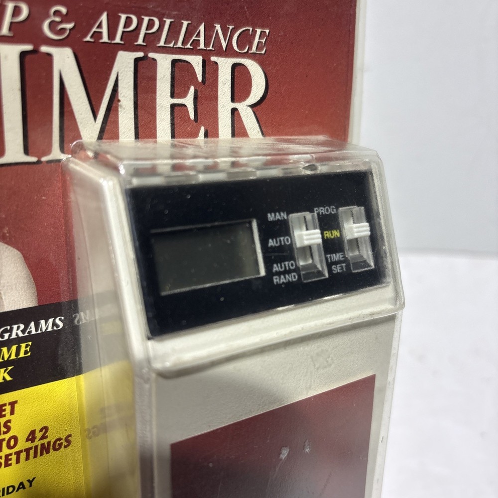 Vtg Intermatic DT7C Digital Lamp & Appliance Timer Programmable 7 Day NOS