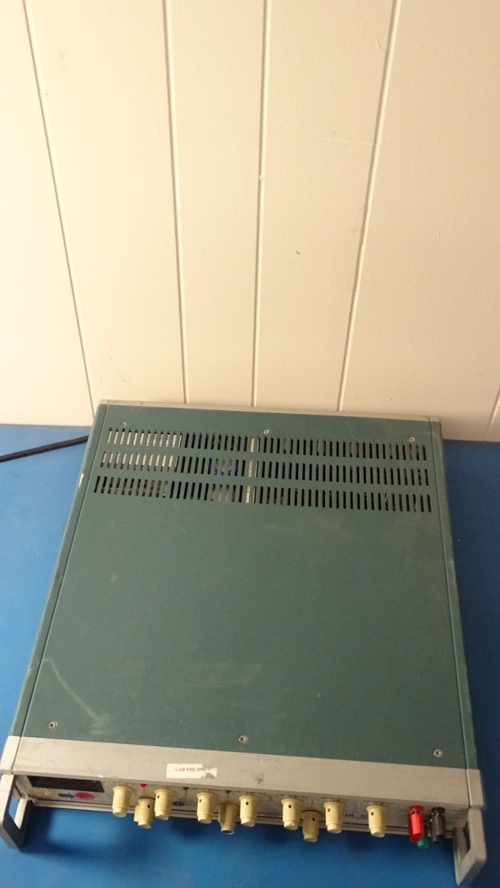 Fluke 343A DC Voltage Calibrator