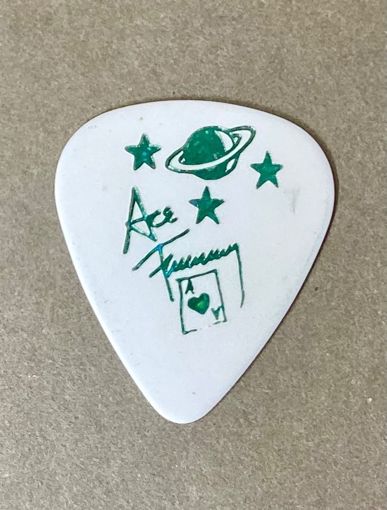 ⚡️KISS Ace Frehley Farewell green on white guitar pick - Tinley Park, IL 9/30⚡️