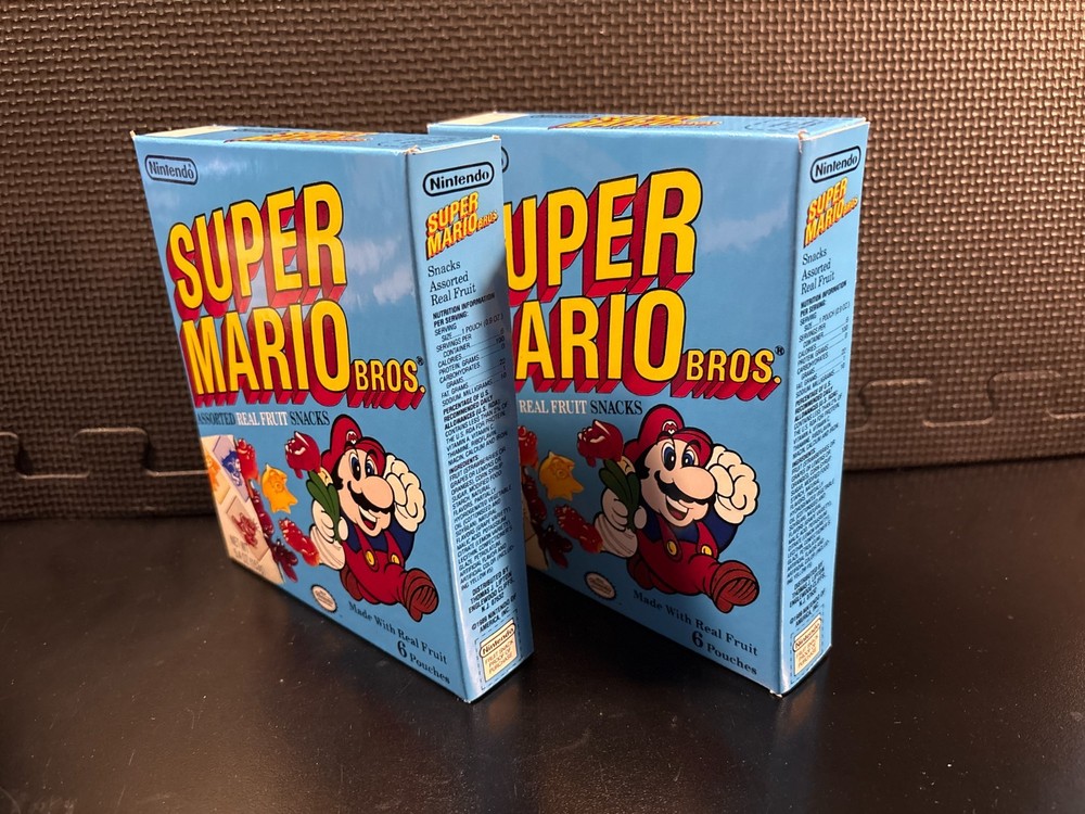 Super Mario Bros fruit snacks - 2 empty custom design display boxes