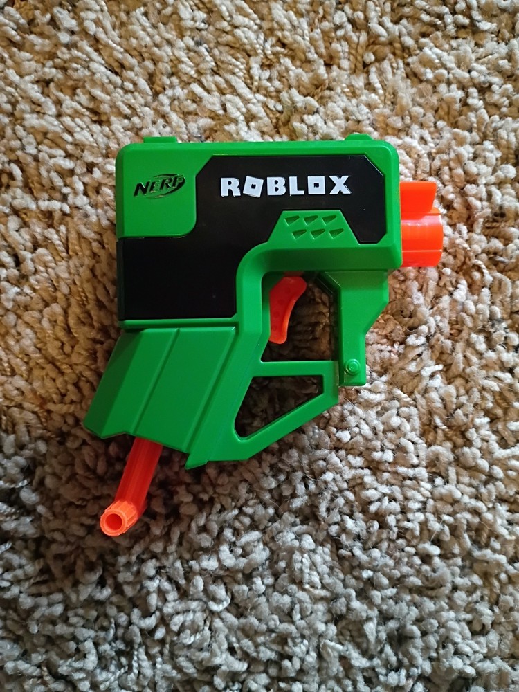 NERF Roblox Microshots Phantom Forces: Boxy Buster Blaster- Slightly Used Condit