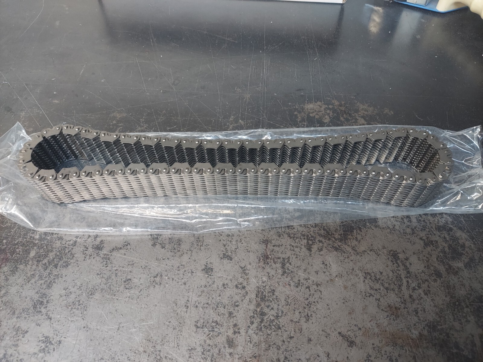 NEW MOPAR, 2011-2021 GRAND CHEROKEE, DURANGO TRANSFER CASE CHAIN OEM 68071223AA