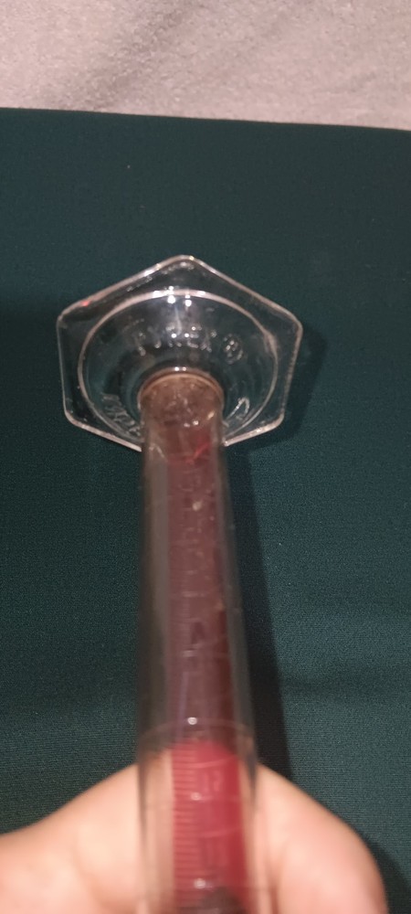 Pyrex Graduated Cylinder 25 ml Hex Bottom