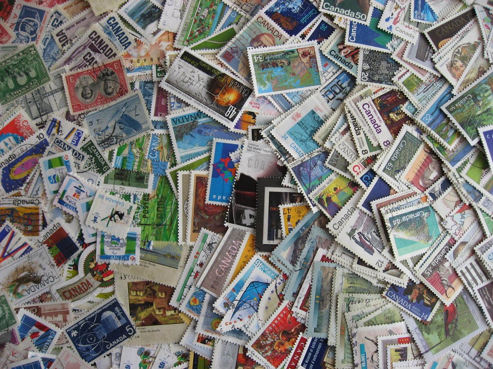 Canada collection 2000 different U old-2015.Face same=reg/ex-bklt/diff perfs etc