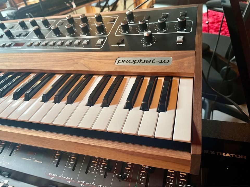 Sequential Prophet 10 analog poly synth IN BOX barely used