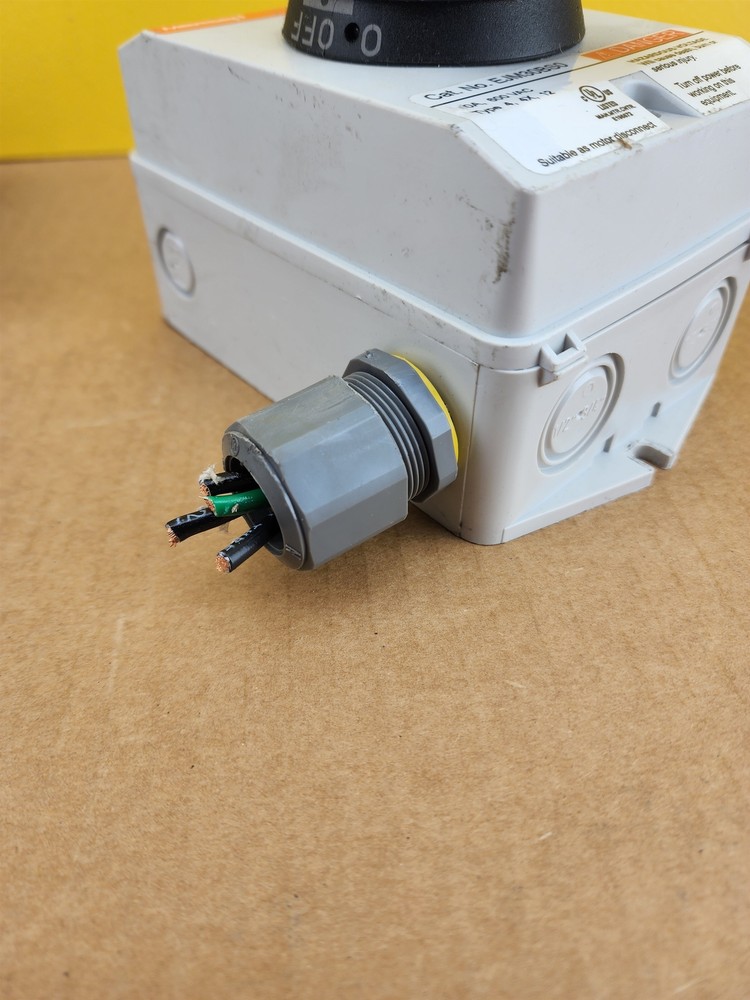 Mersen Enclosed Disconnect Switch EJM30BS0 40A 600V Nema 4x,12