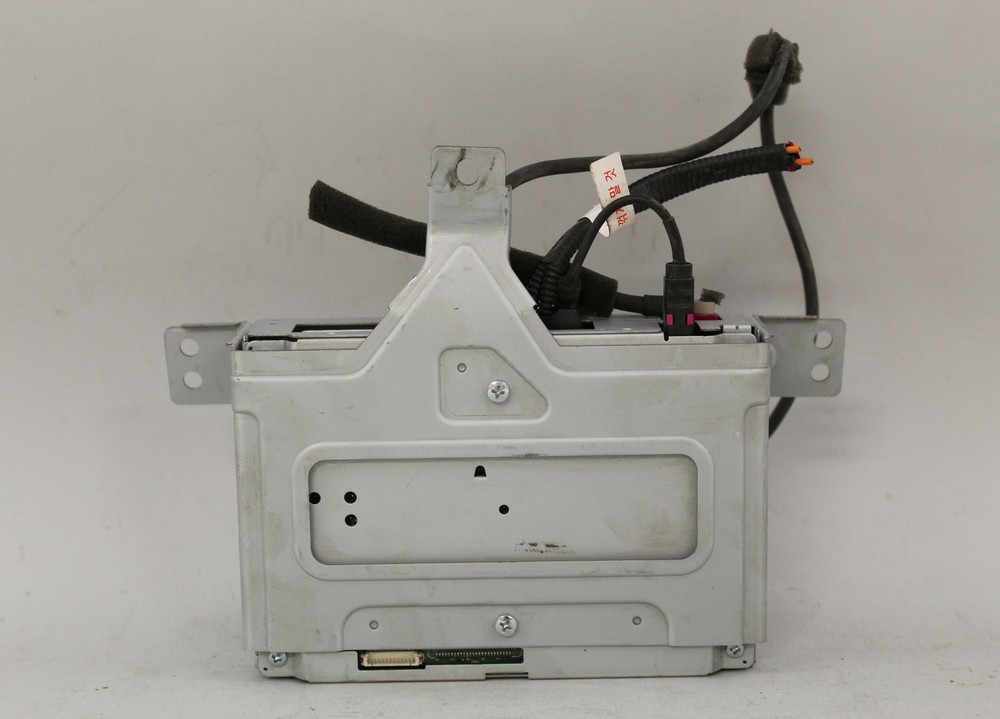 2014-2016 HYUNDAI GENESIS TELEMATIC COMMUNICATION CONTROL MODULE 96240-B110 OEM