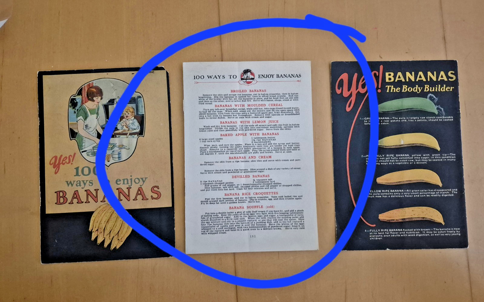 Vintage 1925 YES! 100 WAYS TO ENJOY BANANAS - Bauerlein Advertising Recipe Book