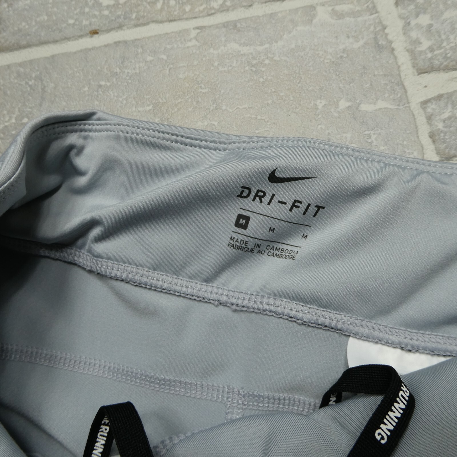 Nike Running Leggings Womens Medium Epic Run 3M Reflective Gray Ankle