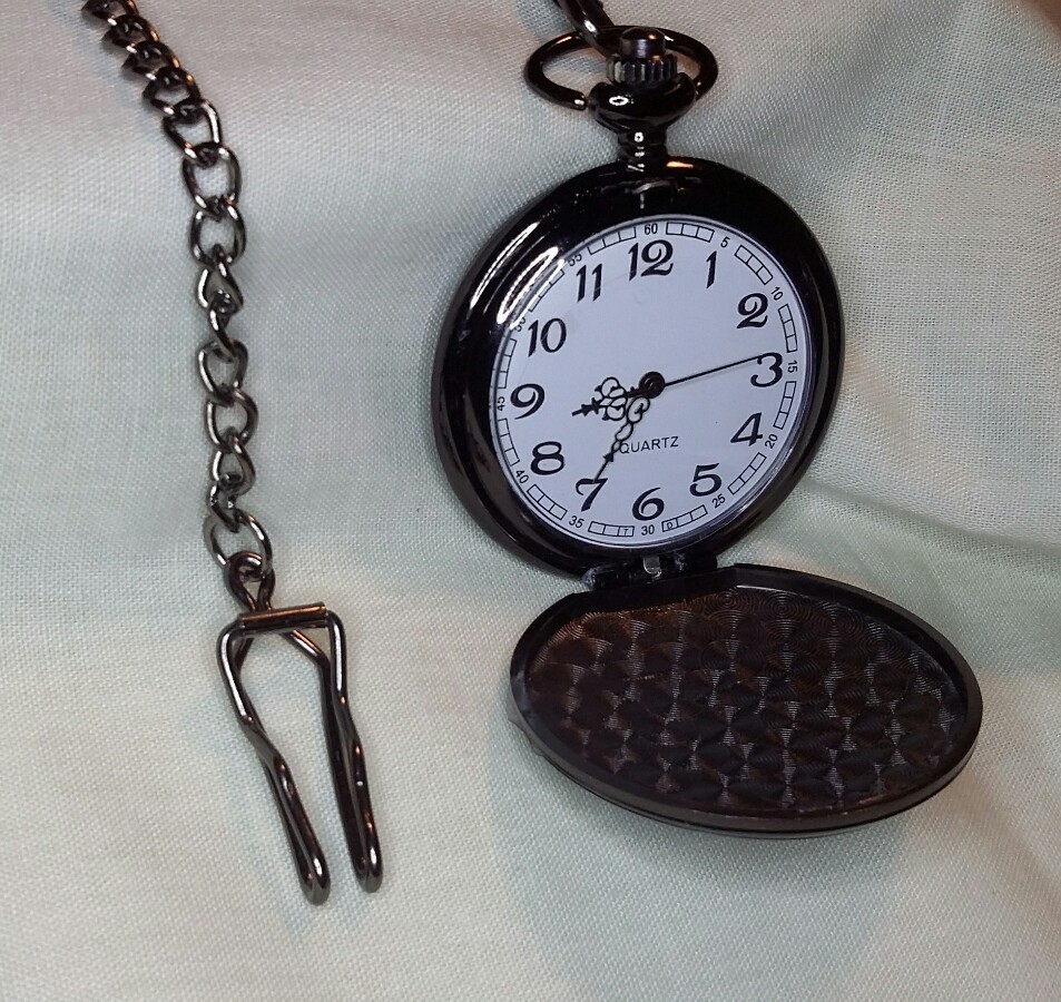 Classic Smooth Pocket Watch in Black
