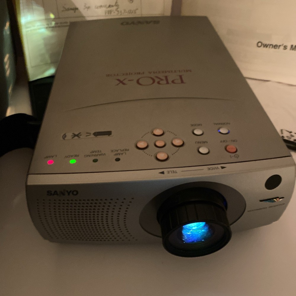 Sanyo Multimedia Projector Model PLC-SW15 Tested Works