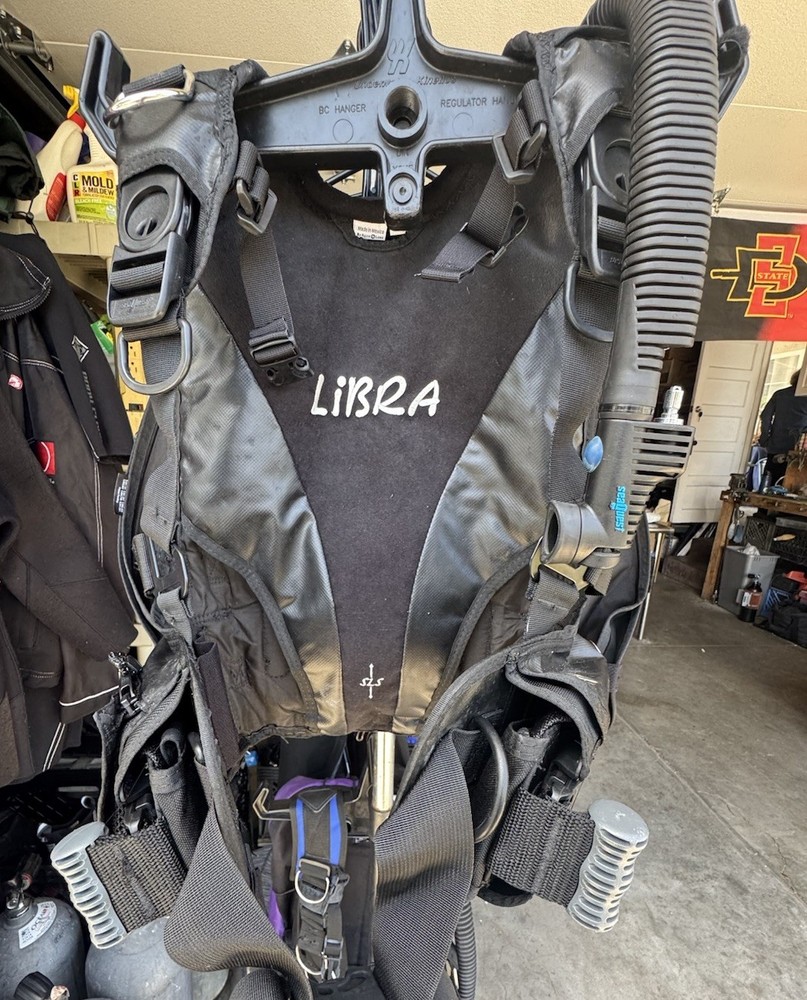 Seaquest Aqualung LIBRA Scuba Dive BCD Size Small, SureLock Weight Integrated BC