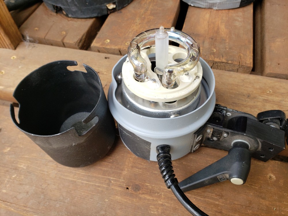 Dynalite 4040 Studio Flash Head (Model SH2000 / 4040)