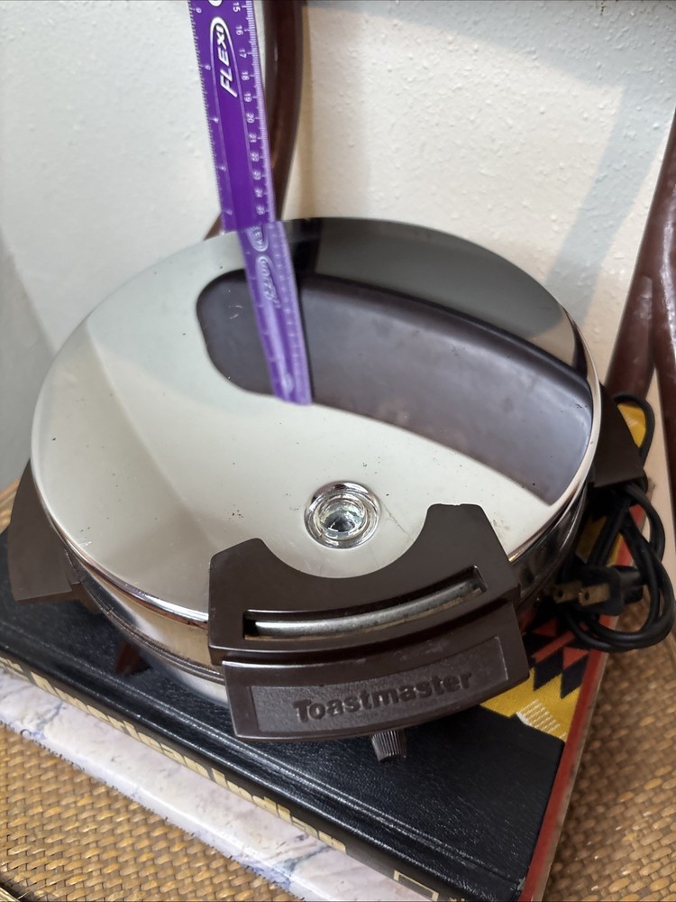 Vintage Toastmaster Chrome Waffle Maker Mid Century Tested MCM