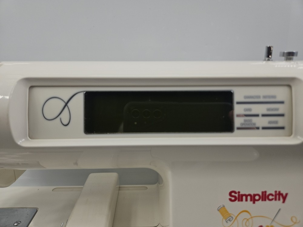 Simplicity Embroidery Only Machine Model SE2 Touch Screen White Works