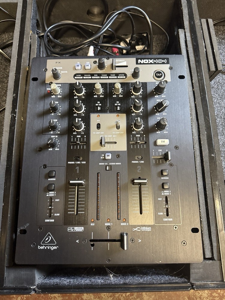 Behringer Mixer