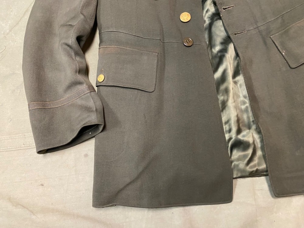ORIGINAL WWII US ARMY OFFICER CLASS A DRESS JACKET- MEDIUM 40R