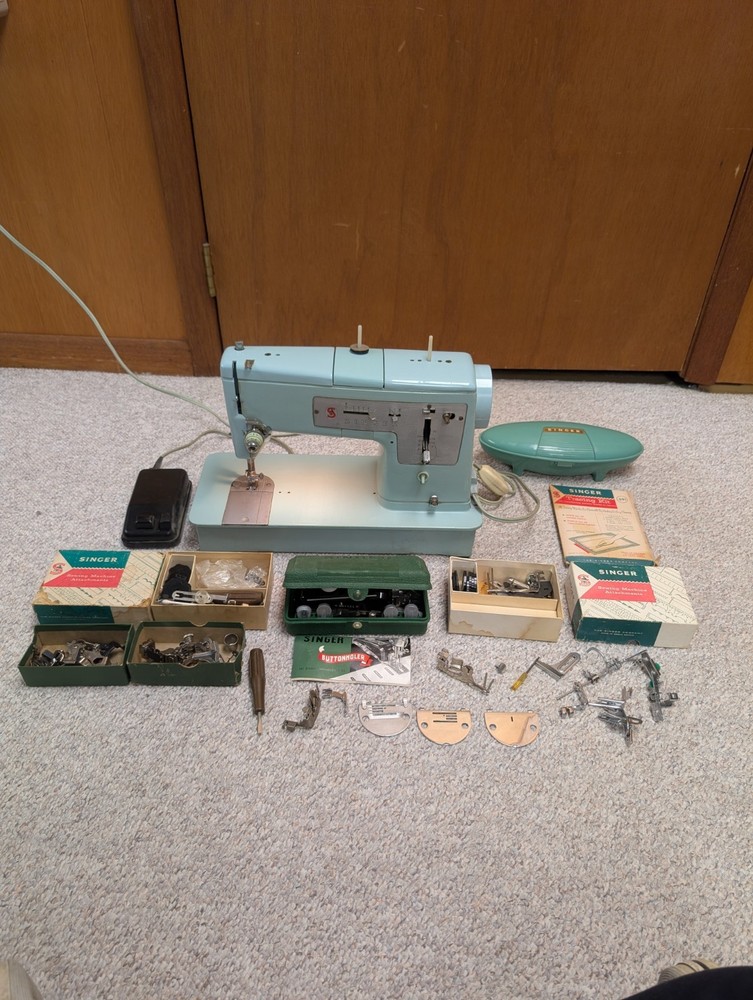 SINGER 338 Sewing Machine Blue With Attachments. Working