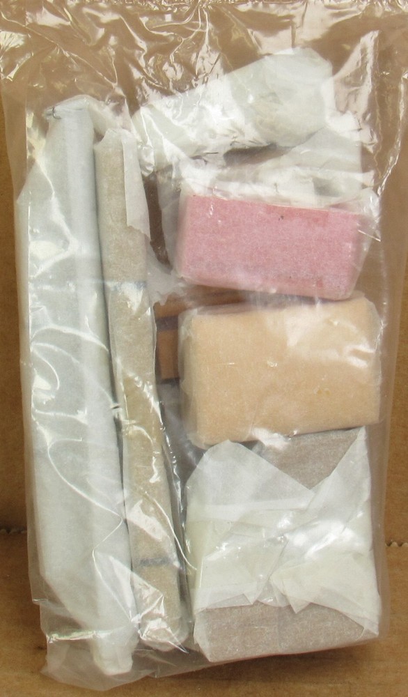 G-Gauge Freight Car/Station Cargo Load NOS