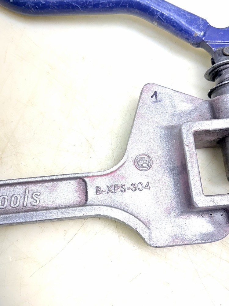 Current Tools 141 Metal Stud Punch Knockout 1-11/32" hole greenlee 710 #1