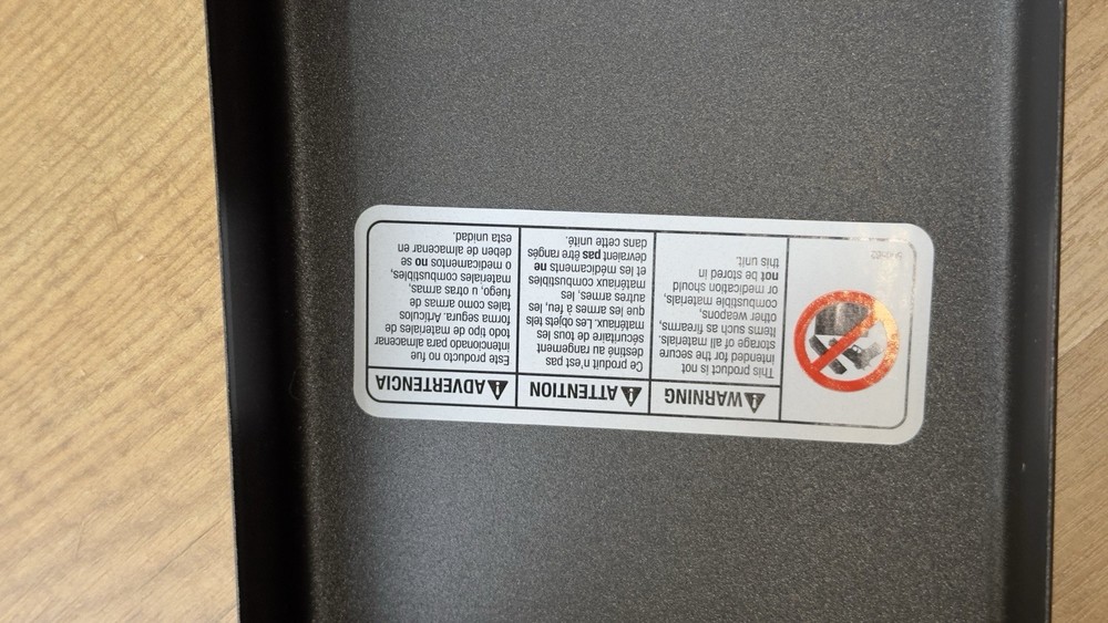 SentrySafe Keep Safe P005C Black Portable Secures Small Valuables w/Combo Lock