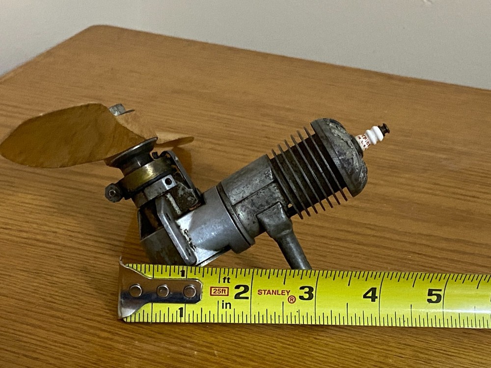 Cleveland Tom Thumb Spark Engine Model Airplane Engine ZA-21