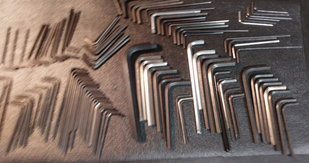 ASSORTED ALLEN WRENCHES 112 PCS. 2 LBS.