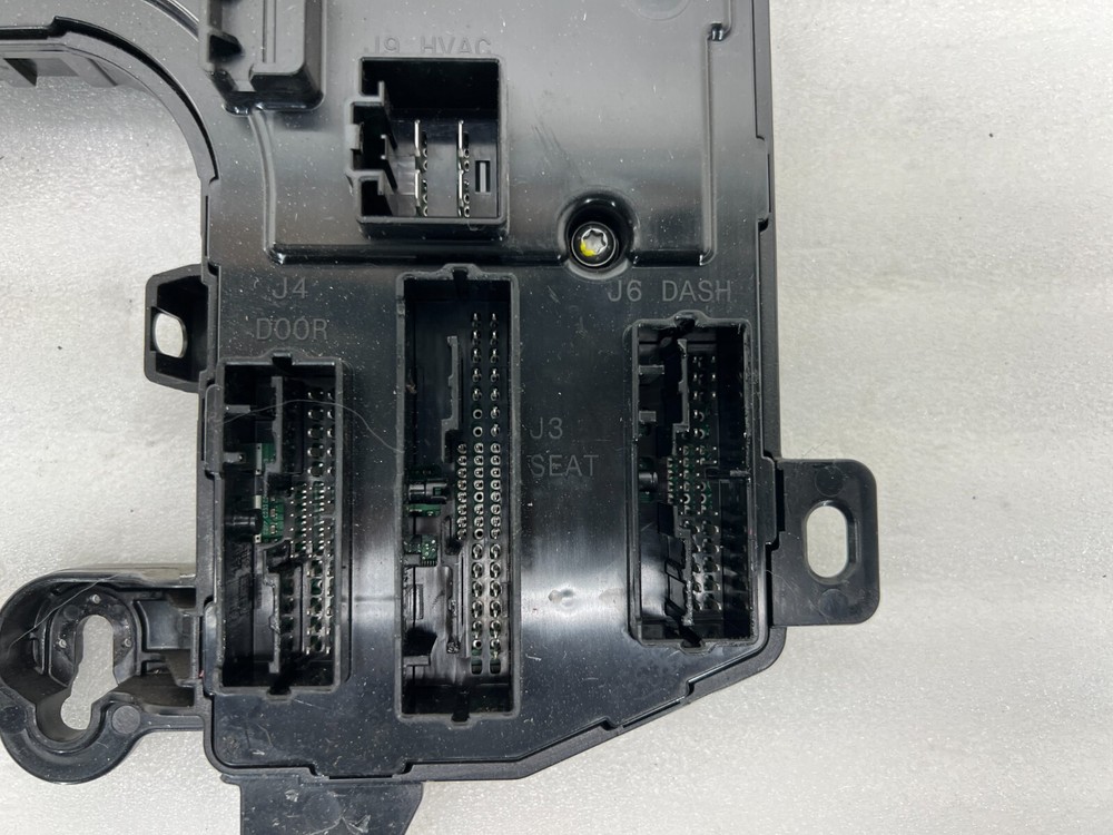 ⭕ 17-23 Model 3 Front Left Low Voltage Body Control Module Unit OEM 1078673-32-L