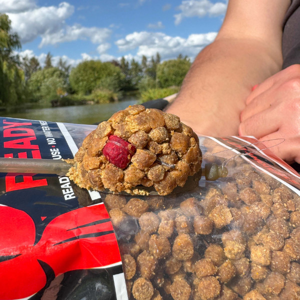 Fjuka Squeez-Ready Method Pellets 4mm