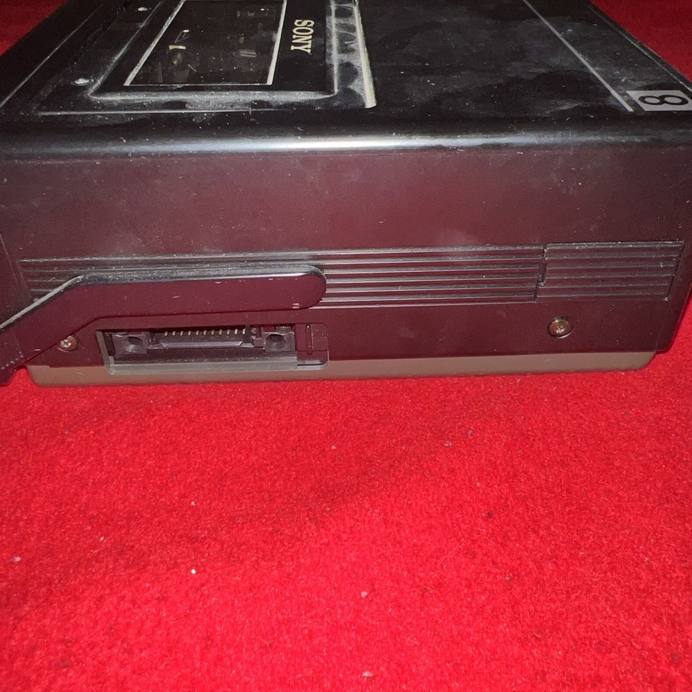 Sony EV-C8u 8mm Video Cassette Recorder