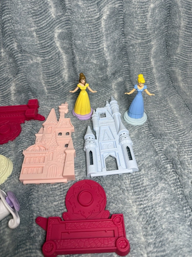 Disney Princess Play-Doh Castle & Figures Bundle