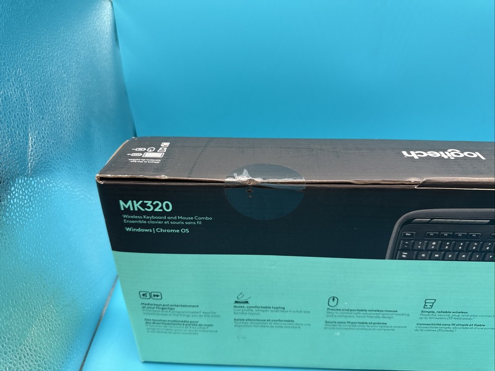 Sealed Logitech Wireless Desktop MK320 Cordless Keyboard & Mouse 920-002836