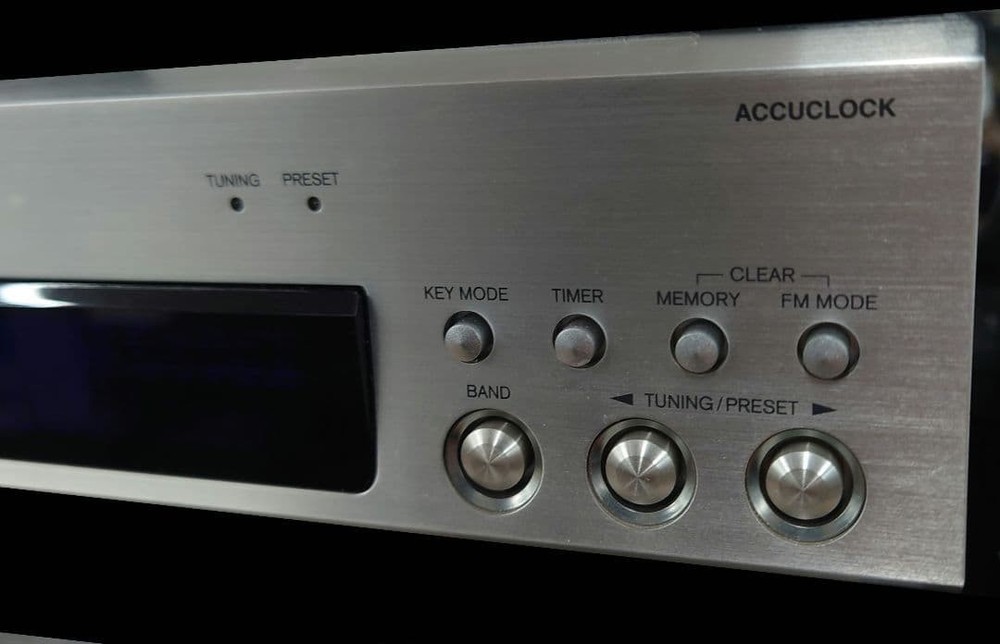 Onkyo T-433 Tuner w/ Adapter All Function Tested
