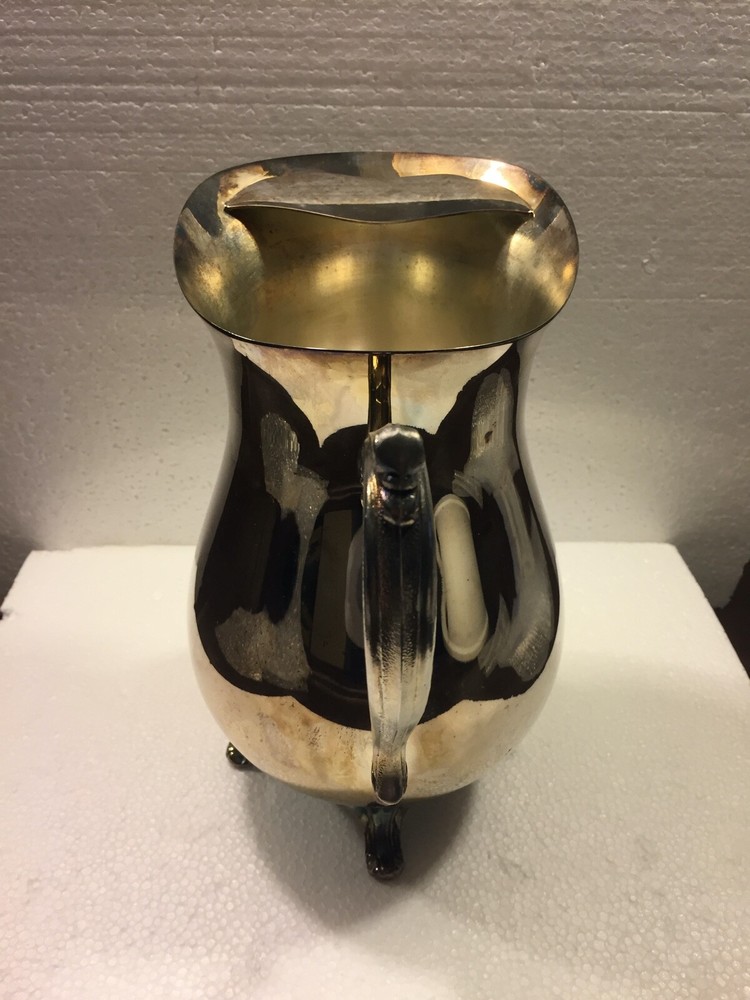 Vintage 9" INTERNATIONAL SILVER CO. Silverplate Water Pitcher Footed