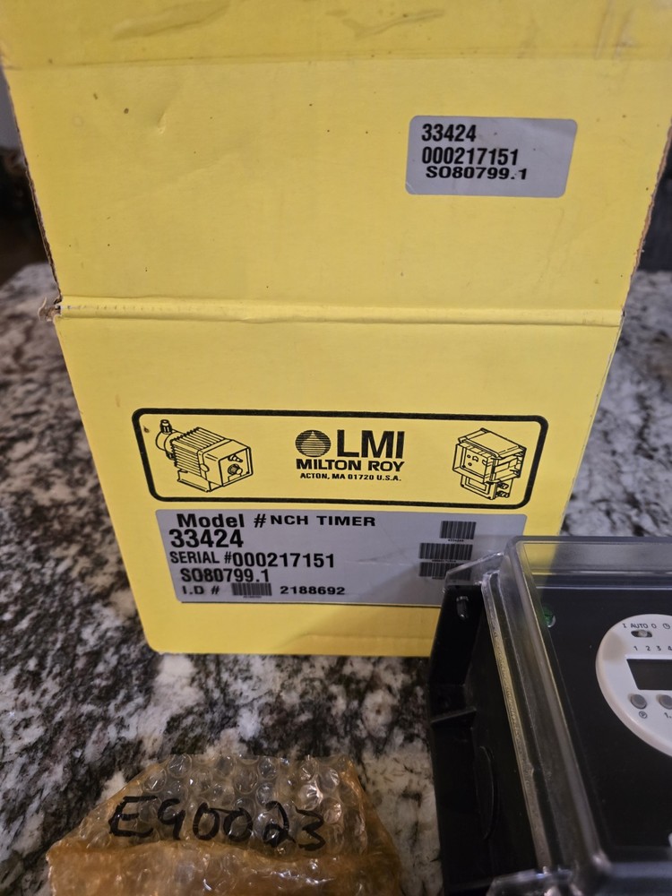 LMI Liquitron Time Switch Controller Model 33424 Liquid Metronics Milton Roy