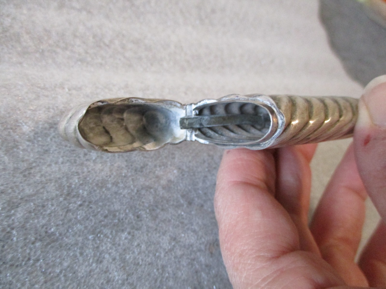 VINTAGE STERLING SILVER VESTA CASE MATCH SAFE SWIRL TEXTURED 1920s - 34.04g