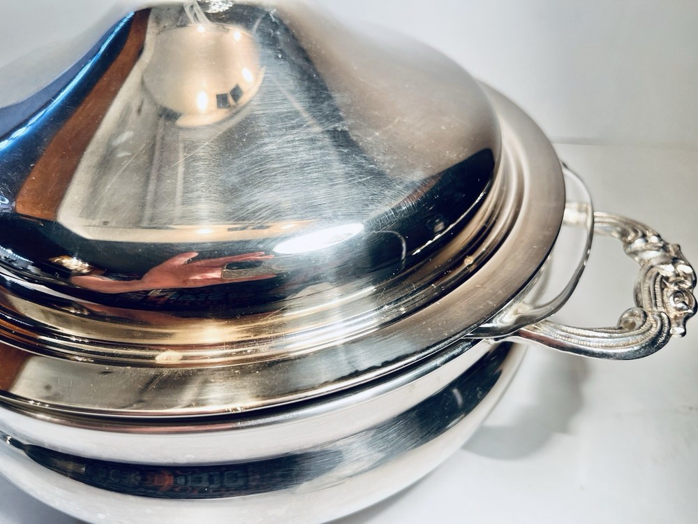 VTG Leonard Silver Plated Casserole Dish w/Glass Pyrex Corning 2 Qt. Insert