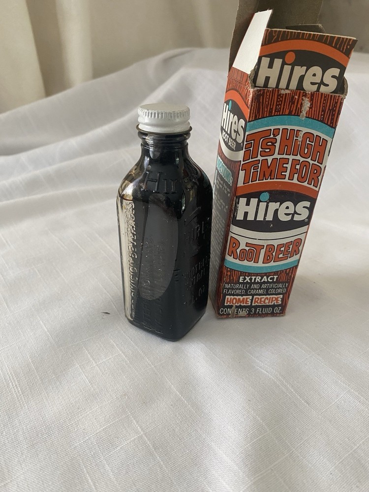Hires Root Beer Extract With The Bottle And Instructions