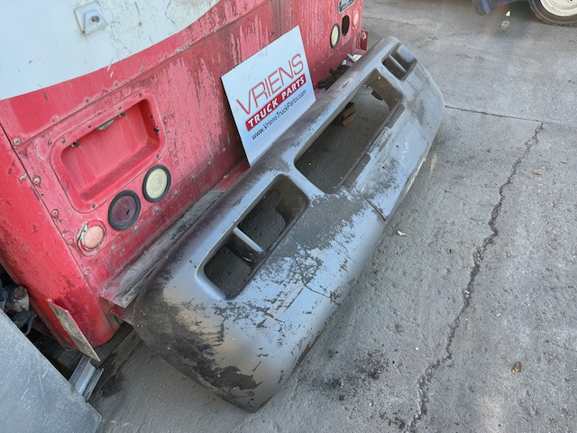 BUMPER FRONT