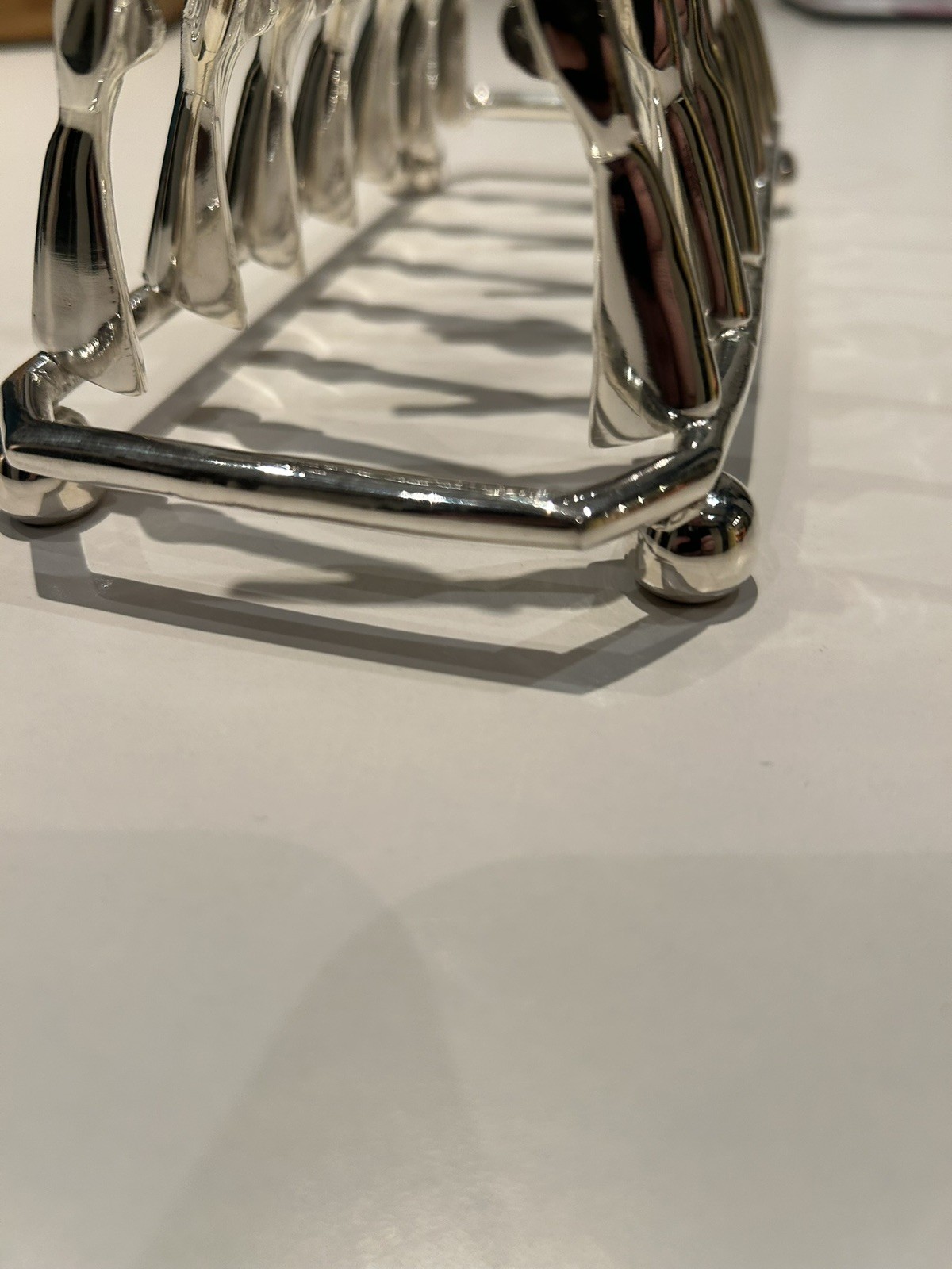 SILVER PLATED GUN RIFLE LETTER TOAST RACK HUNTING LOVELY ITEM