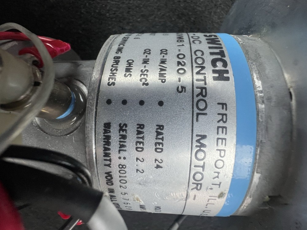 MICRO SWITCH DC CONTROL MOTOR 22VM81-020-5 serial8010257529 Read The Description