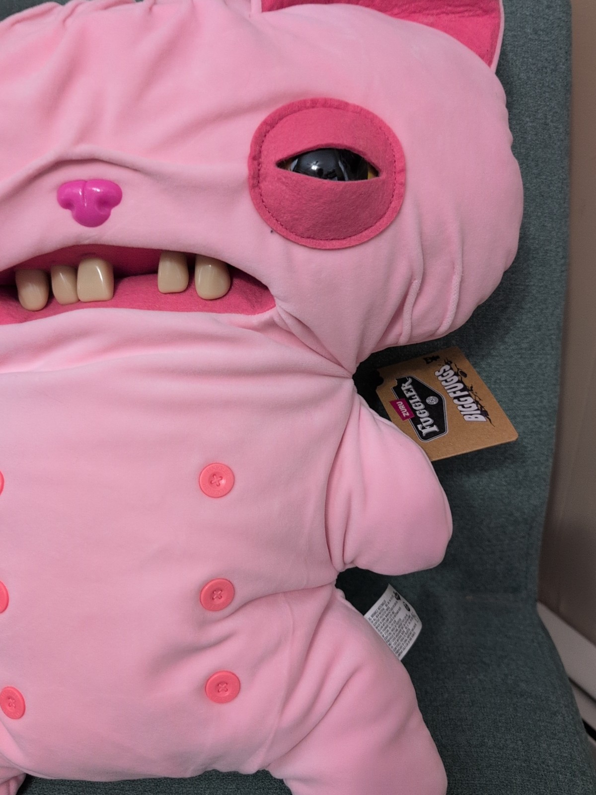 Fuggler Bigg Fugg Pink Monnster Zuru 18 Inch Plush XL WRINKLE MCSTINKLES NEW