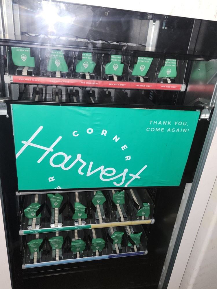 3 SMART VENDING MACHINES REFRIGERATED