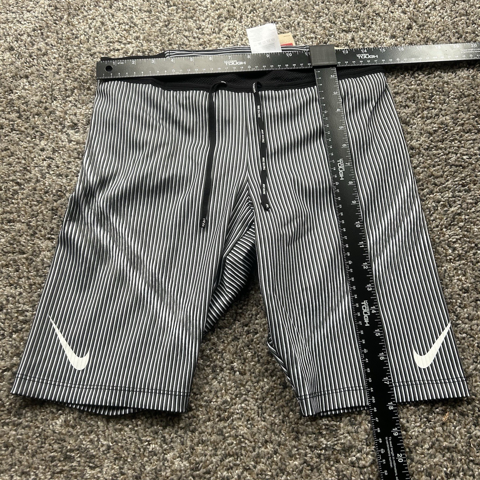 Nike Aeroswift Dri-FIT ADV Tights 1/2 Length Running Men’s Large FN3369-013