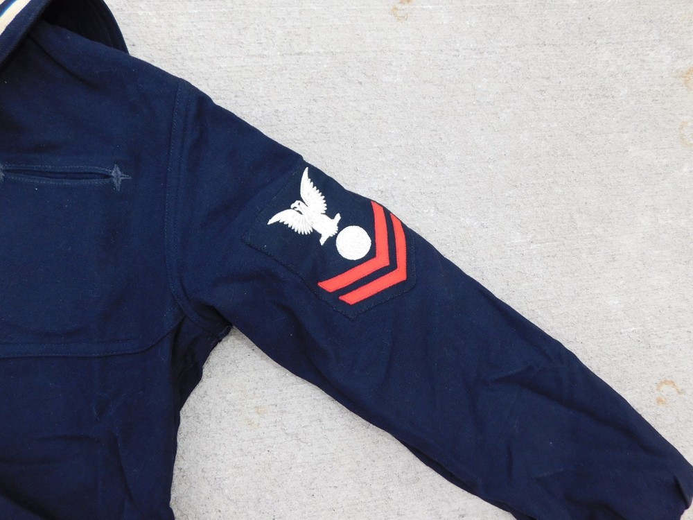ORIGINAL WWII US NAVY UNIFORM SET, ELECTRICIANS MATE, 2/30