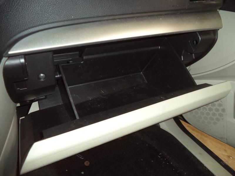 OUTBAKLEG 2014 Glove Box 996229