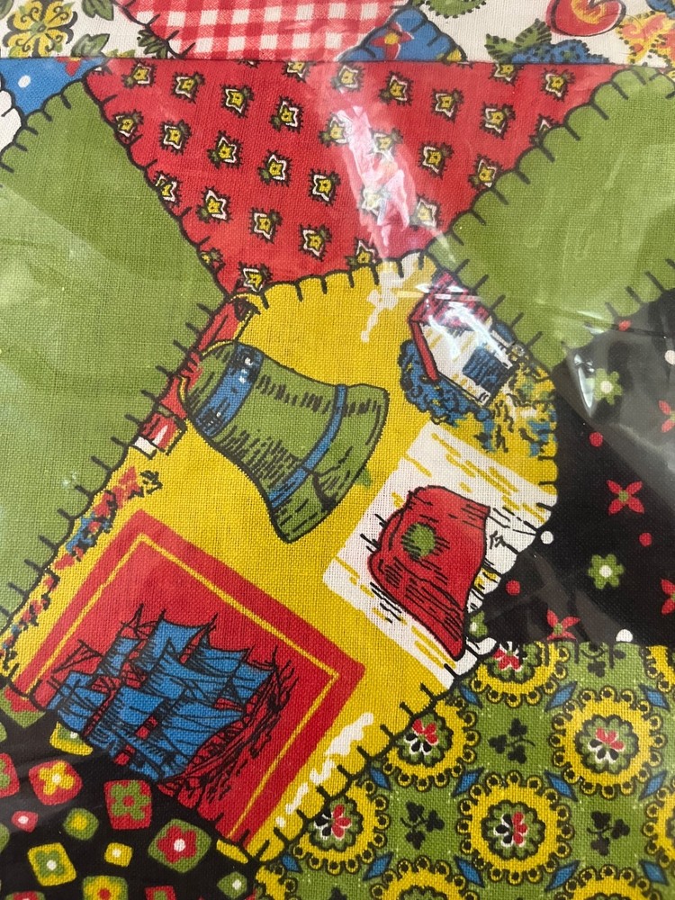Vintage Everwear Patchwork Twin Coverlet Bedspread Mr. Sid Designed 1970's Child