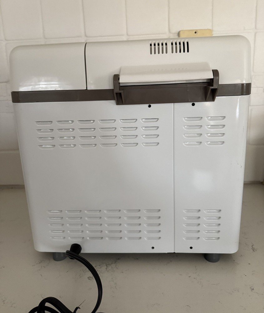 Toastmaster Corner Bakery Automatic Bread Maker Machine Model 1170S Butter Cover